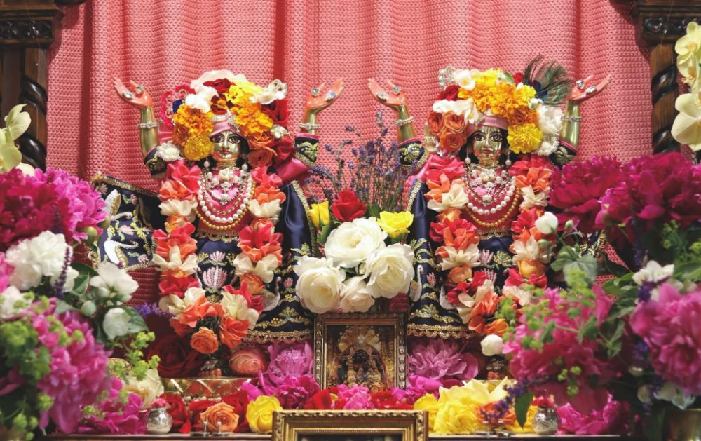 Weekly Program (December 15-21)