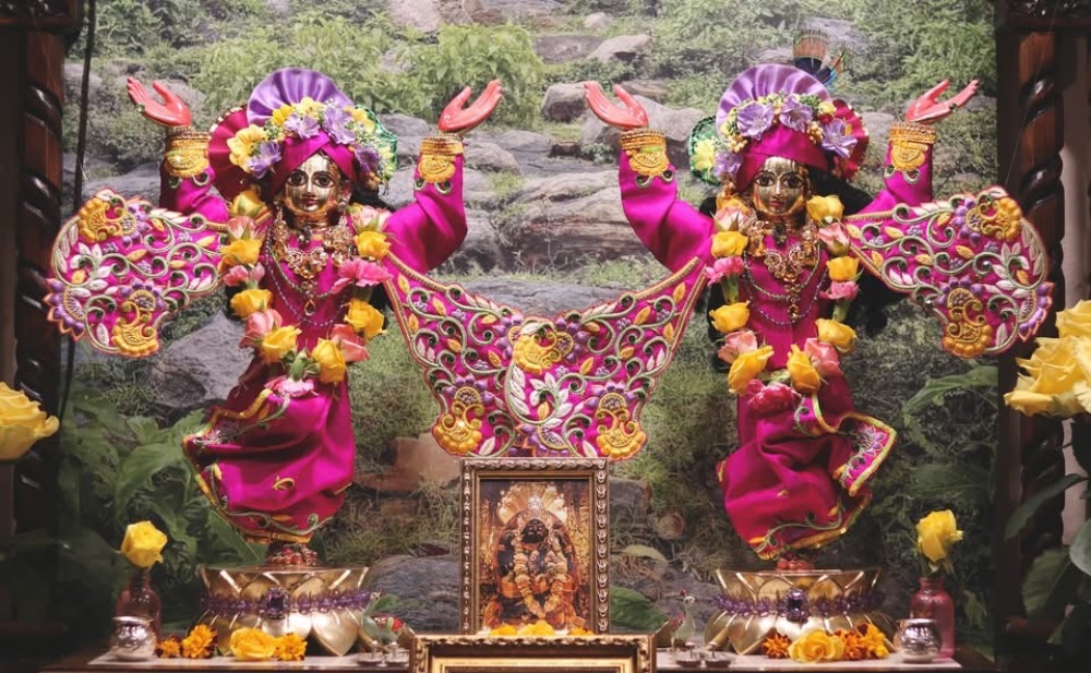 Weekly Program (April 6-12)