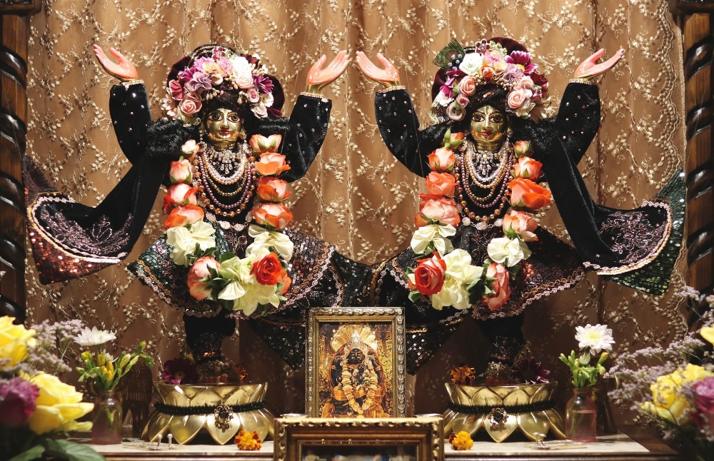 Weekly Program (April 13-19)